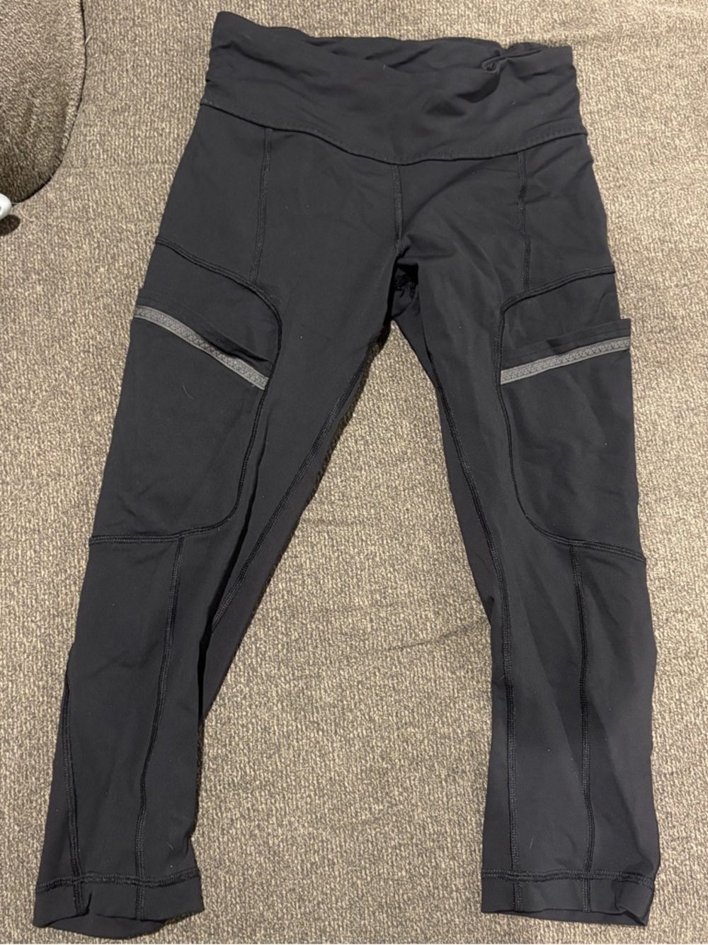 Lululemon Black Athletic Pocket Leggings 7/8